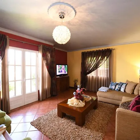 Ponta Do Sol Villa * Понта-ду-Сол