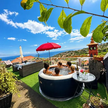 Ponta Do Sol Villa 蓬他达维托亚